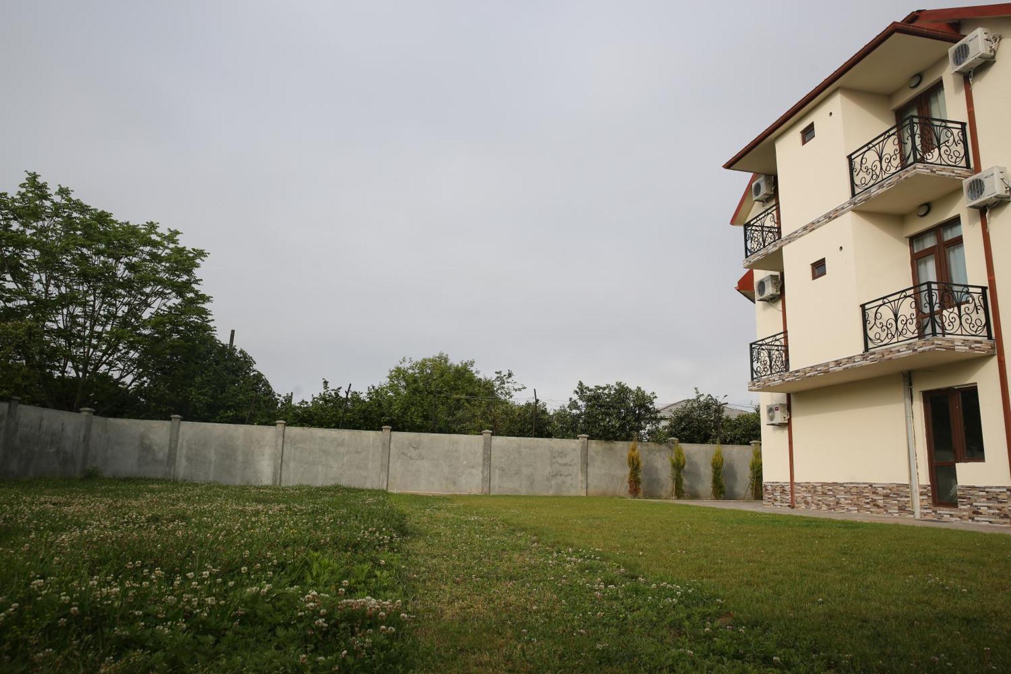 Villa Mariana Батумі Екстер'єр фото