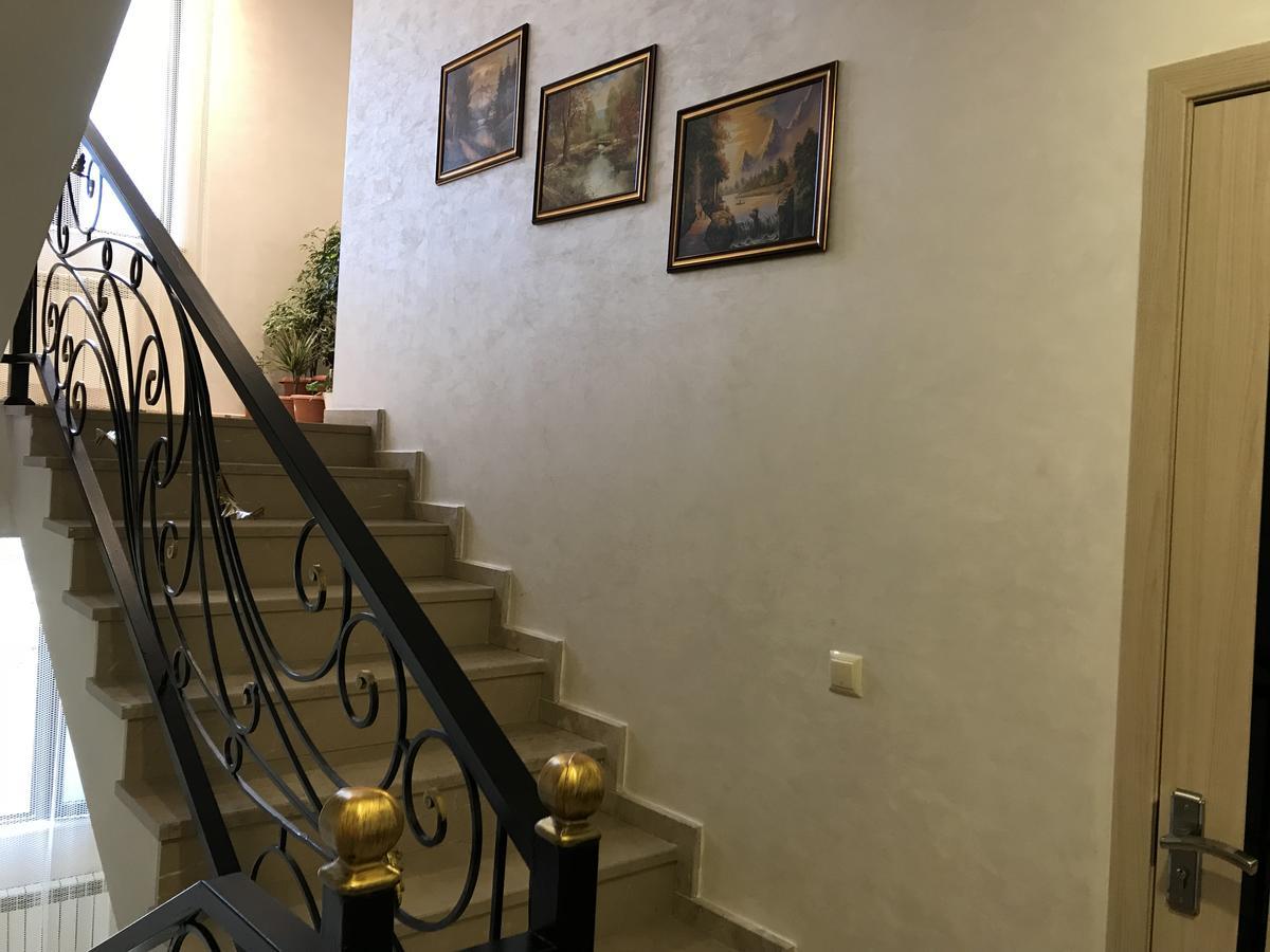 Villa Mariana Батумі Екстер'єр фото