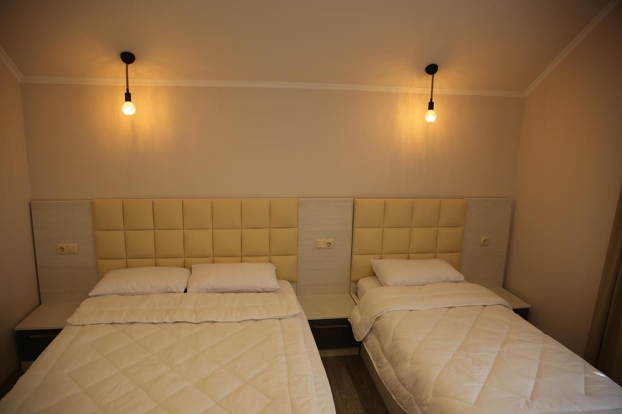 Villa Mariana Батумі Екстер'єр фото