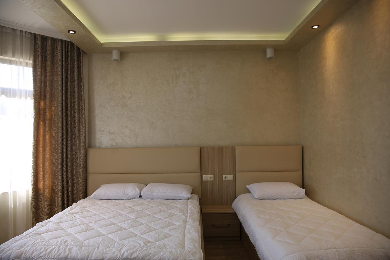 Villa Mariana Батумі Екстер'єр фото